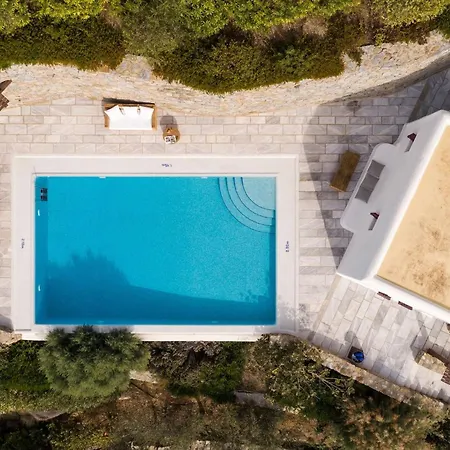 Excellent Mykonos Epsilon 4 Bedrooms Stunning Sea View ヴィラ プサロウ